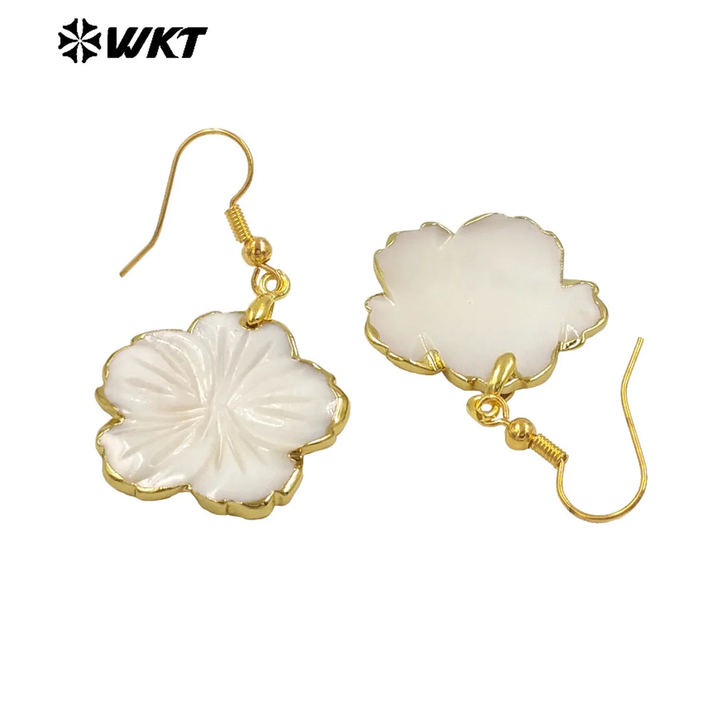 WT-MPE137 New Product Natural Shell With Flower Shape Earring With 18k Gold Plated For Women Birthday Gifts